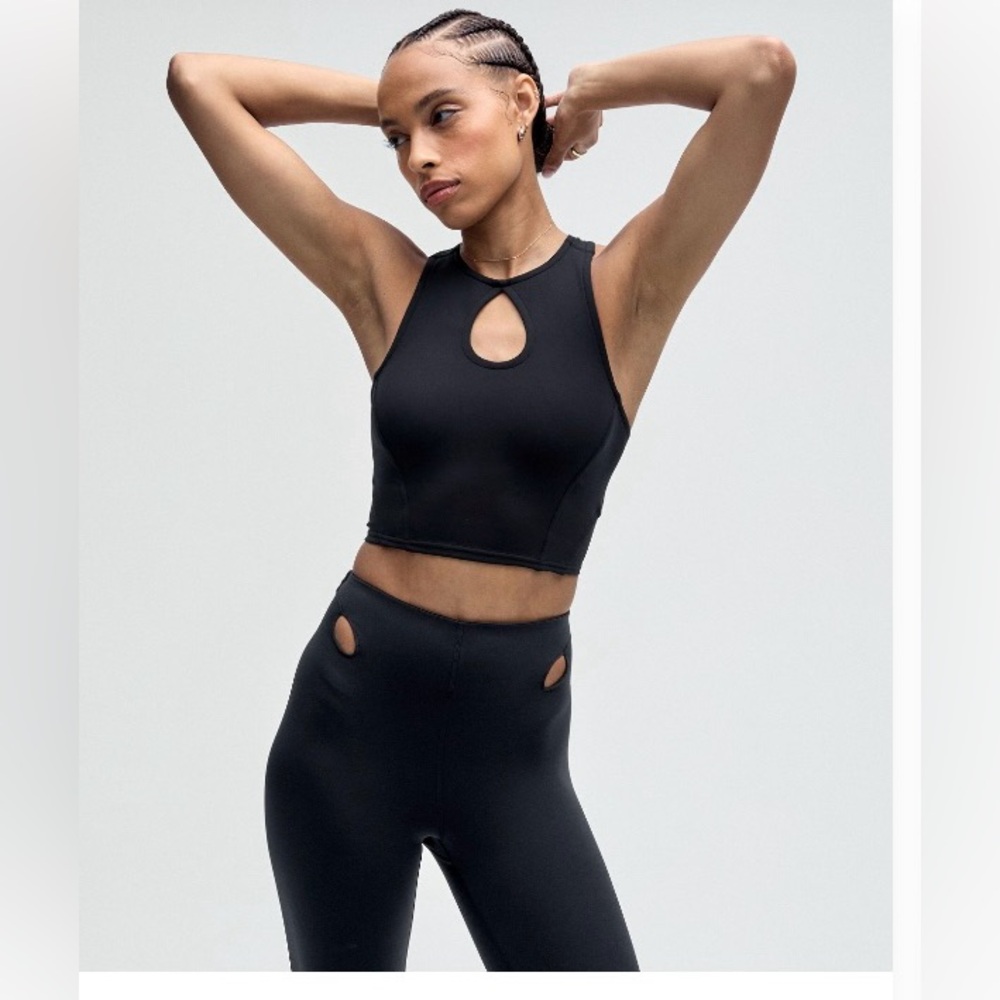 Lululemon Ultralu cut out tank